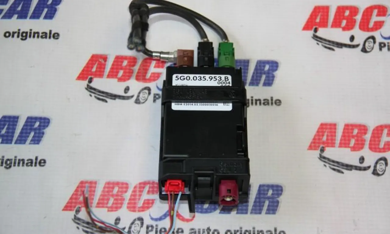 Modul control unitate USB VOLKSWAGEN PASSAT B8 2014-null