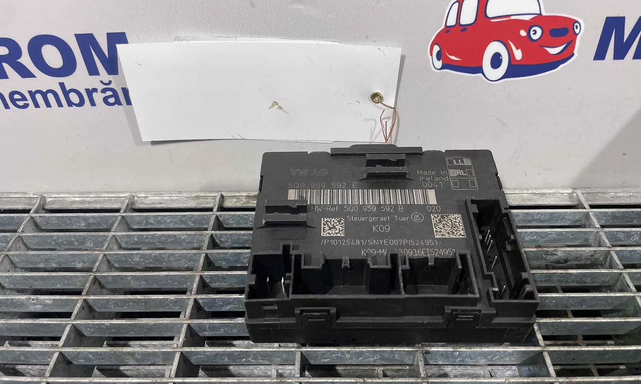 MODUL USA/STANGA FATA VOLKSWAGEN PASSAT B8 2014-2019