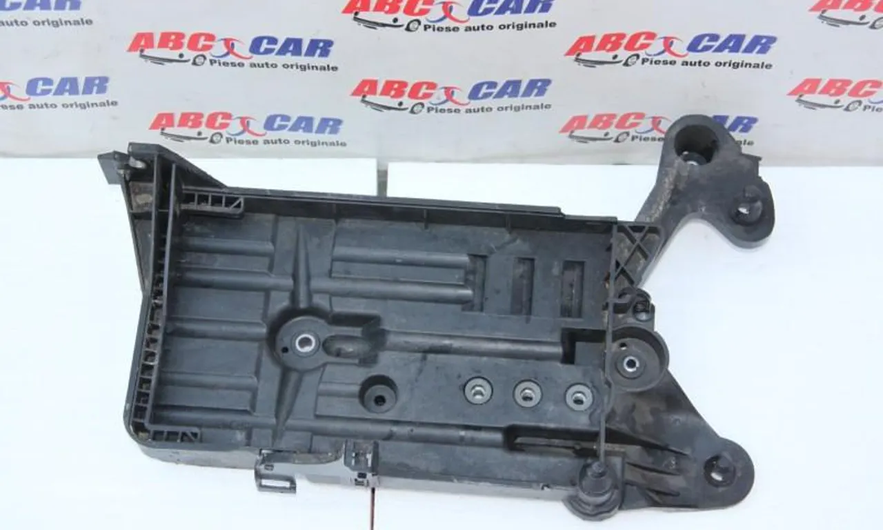 Suport baterie VOLKSWAGEN PASSAT B8 2014-null