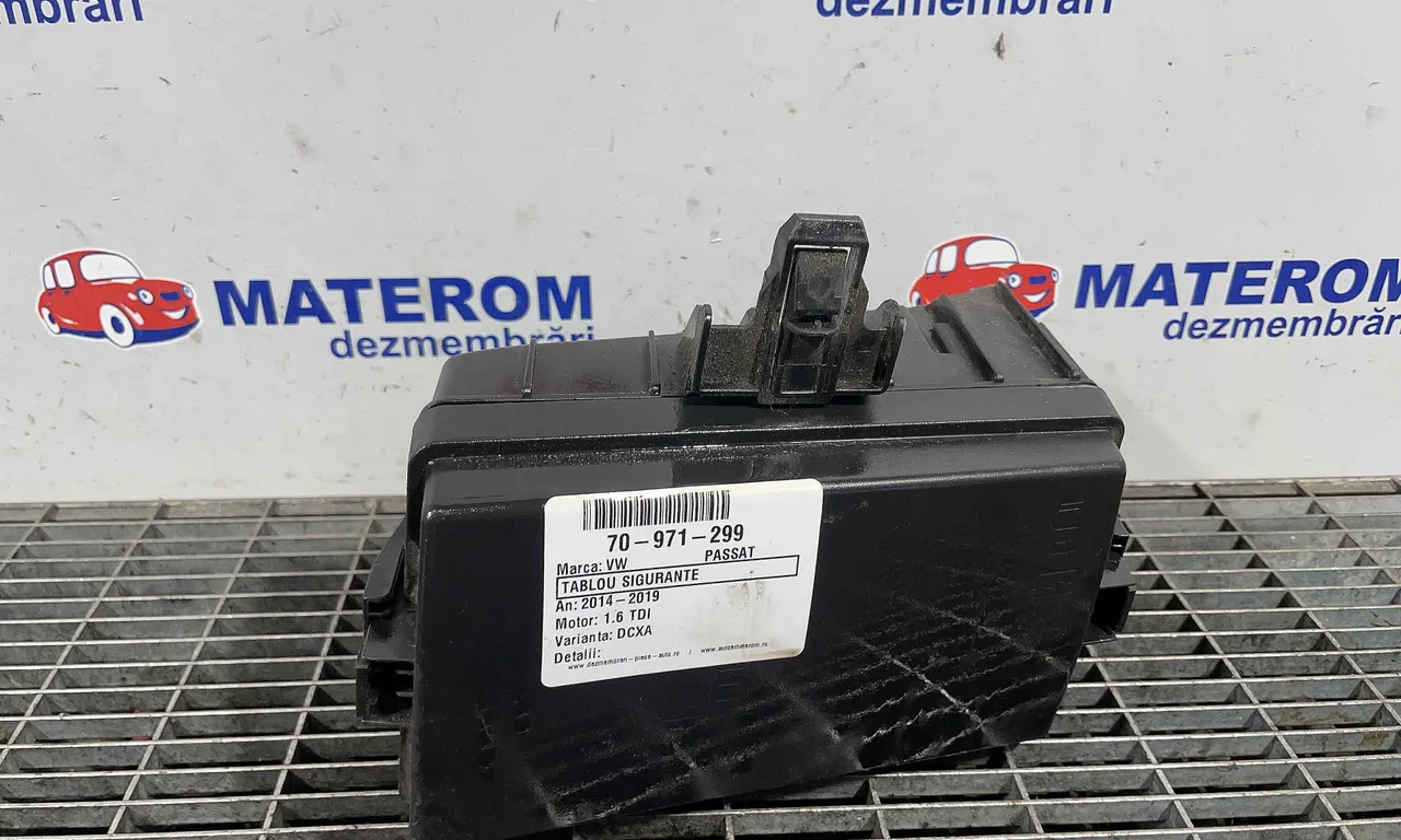 TABLOU SIGURANTE VOLKSWAGEN PASSAT B8 2014-2019