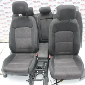 Interior textil UK VOLKSWAGEN PASSAT B8 2014-2026, vedere frontata