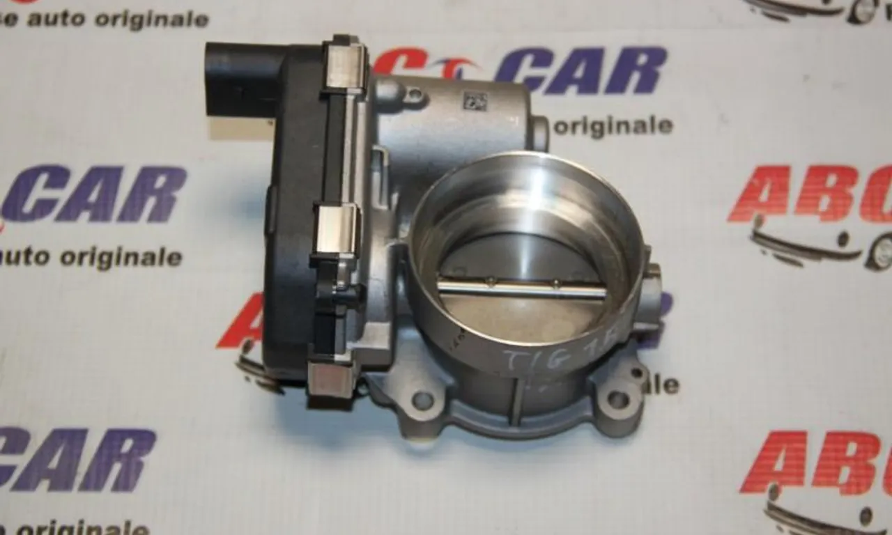 Clapeta acceleratie VOLKSWAGEN PASSAT B8 2014-null