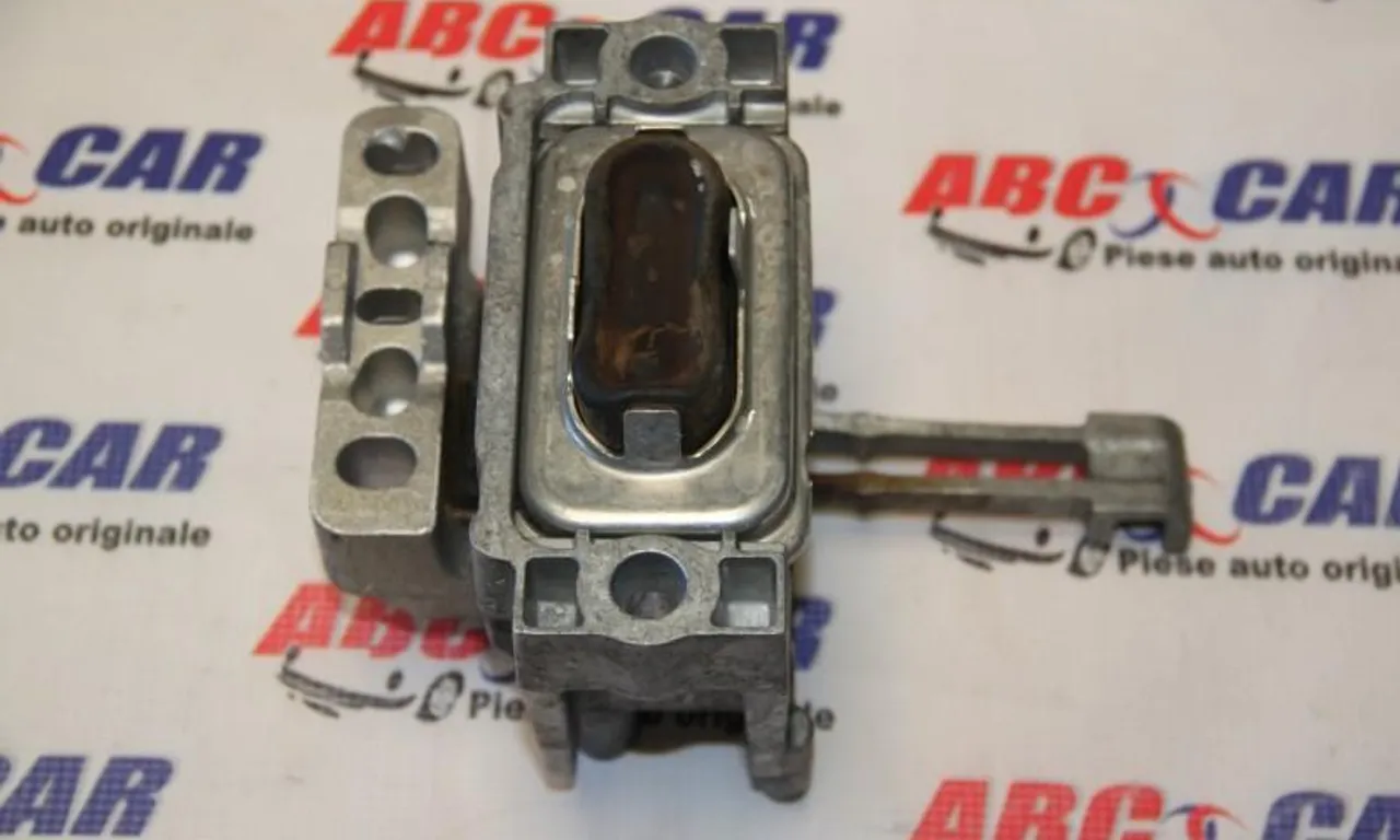 Tampon motor VOLKSWAGEN PASSAT B8 2014-null