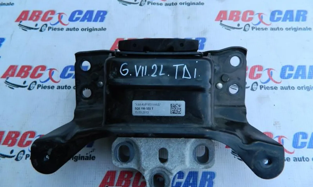 Tampon motor VOLKSWAGEN PASSAT B8 2014-null