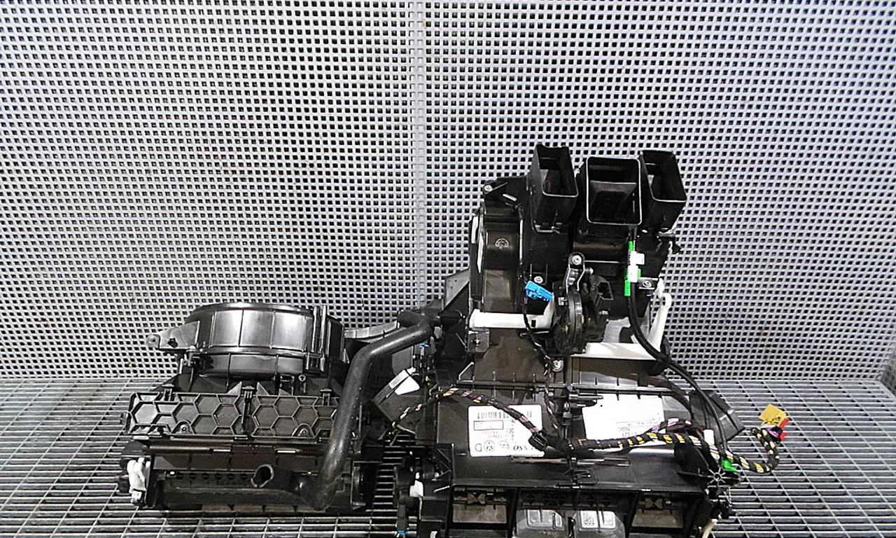 CARCASA INCALZITOR VOLKSWAGEN PASSAT B8 Variant 2014-2019