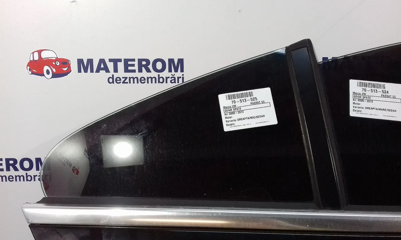 GEAM SPATE MIC DREAPTA VOLKSWAGEN PASSAT CC B6 2008-2012