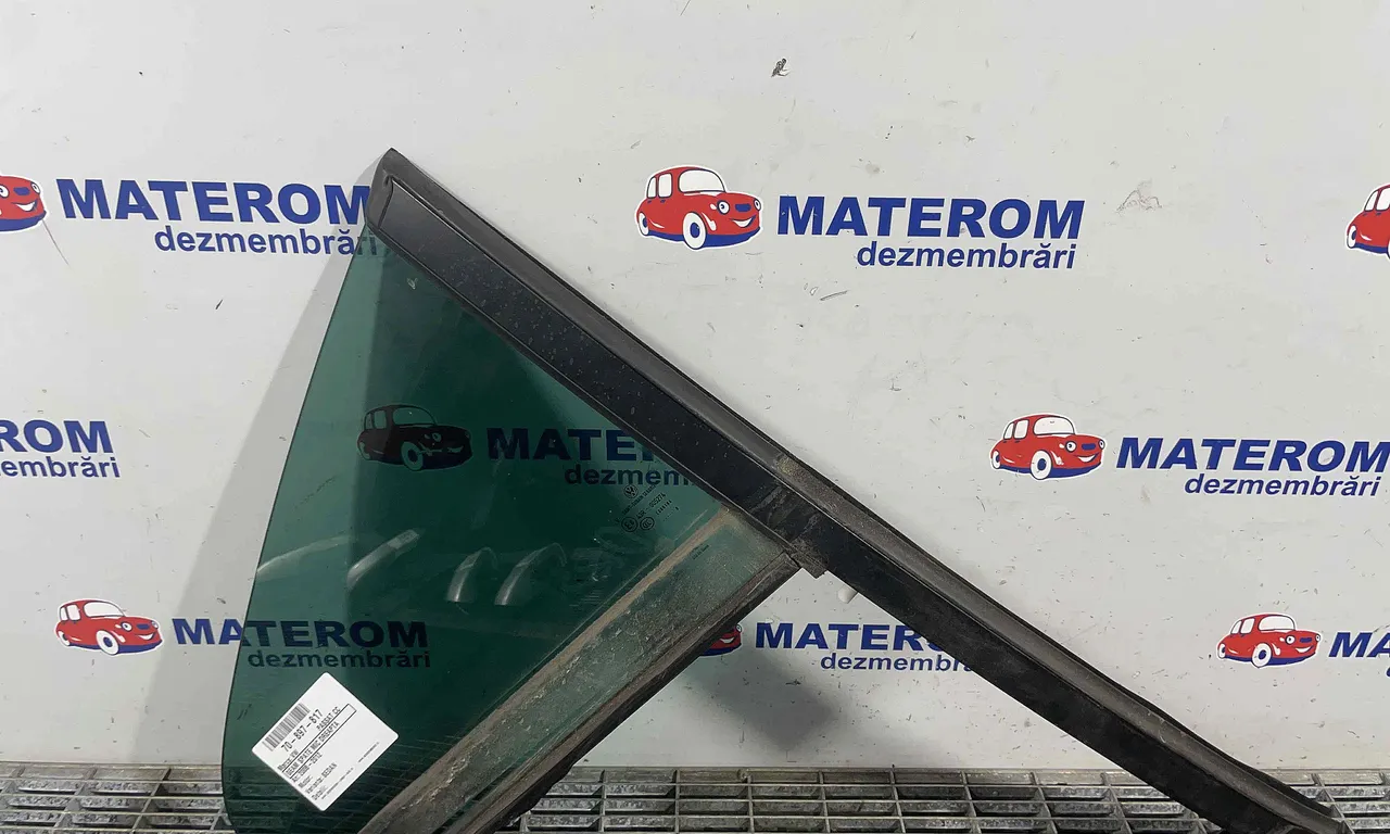 GEAM SPATE MIC DREAPTA VOLKSWAGEN PASSAT CC B6 2008-2012