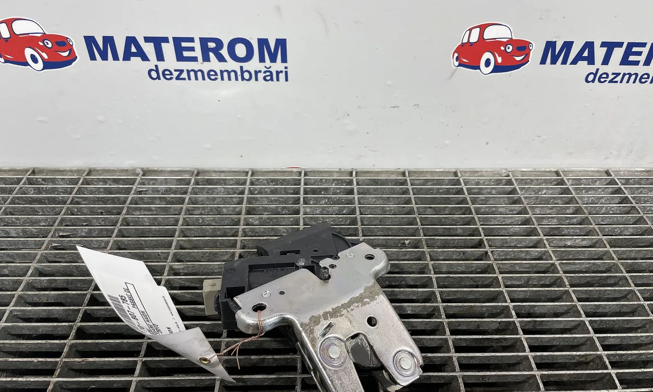 INCUIETOARE CAPOTA SPATE VOLKSWAGEN PASSAT CC B6 2008-2012