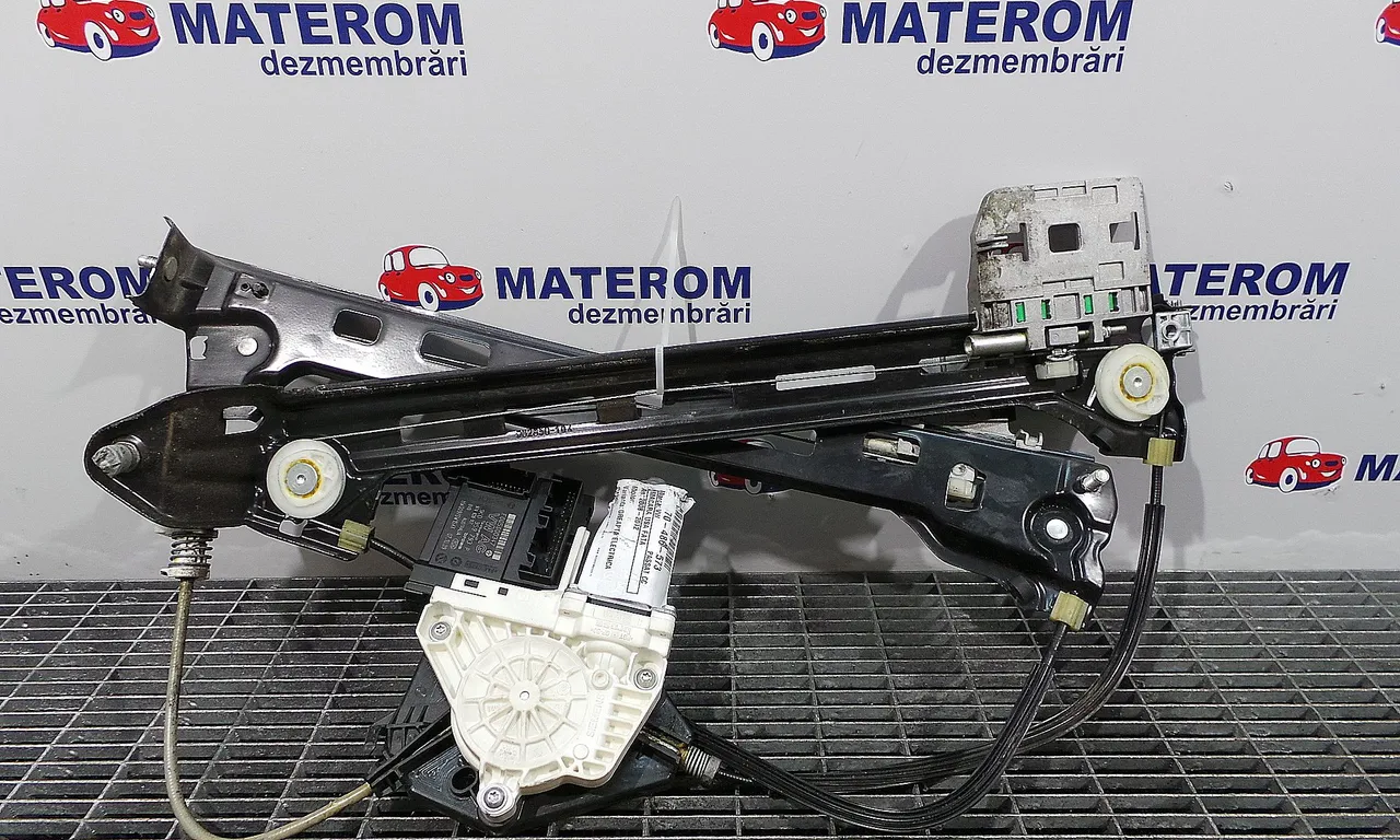 MACARA USA FATA DREAPTA VOLKSWAGEN PASSAT CC B6 2008-2012