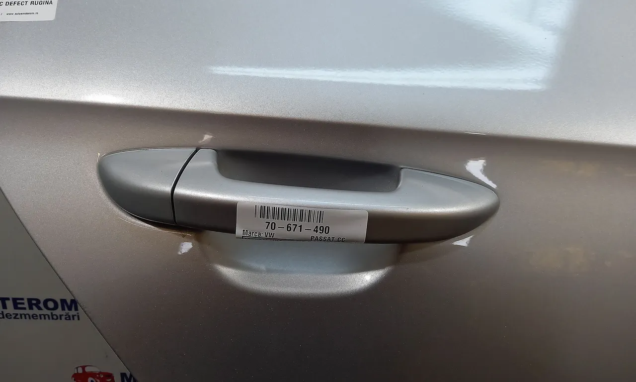 MANER USA SPATE DREAPTA VOLKSWAGEN PASSAT CC B6 2008-2012
