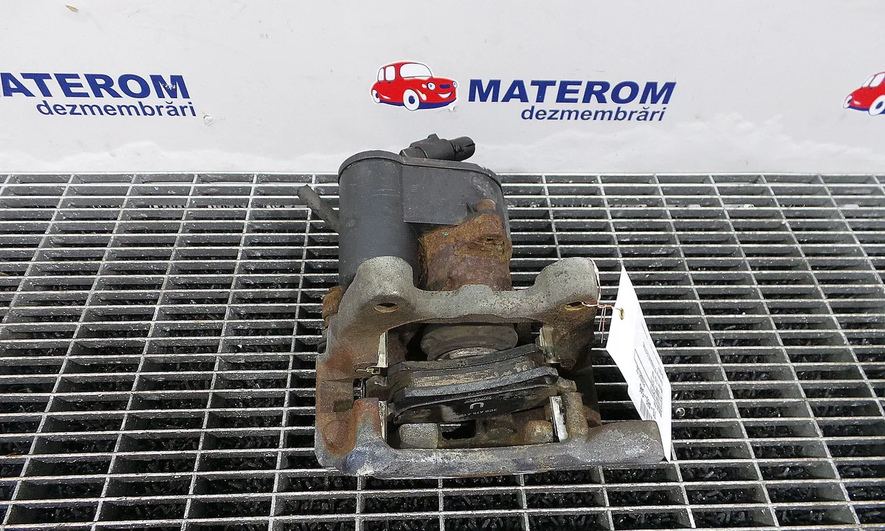 ETRIER SPATE STANGA VOLKSWAGEN PASSAT CC B6 2008-2012