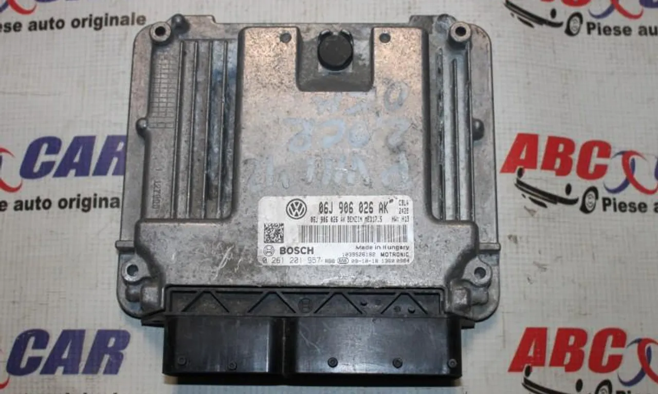 Calculator motor VOLKSWAGEN PASSAT CC B6 2008-2012