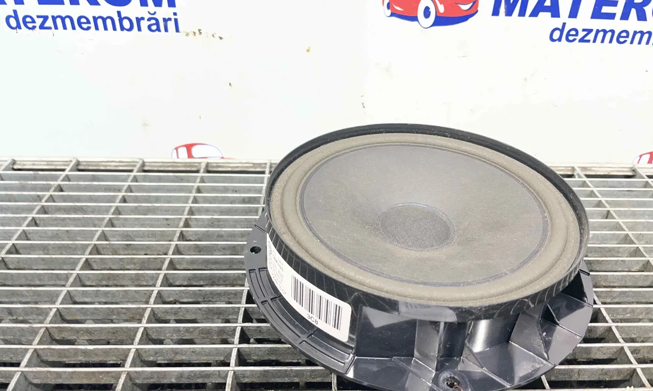 DIFUZOR AUDIO VOLKSWAGEN PASSAT CC B6 2008-2012