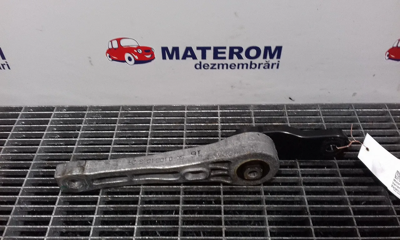 TAMPON CUTIE VITEZE VOLKSWAGEN PASSAT CC B6 2008-2012