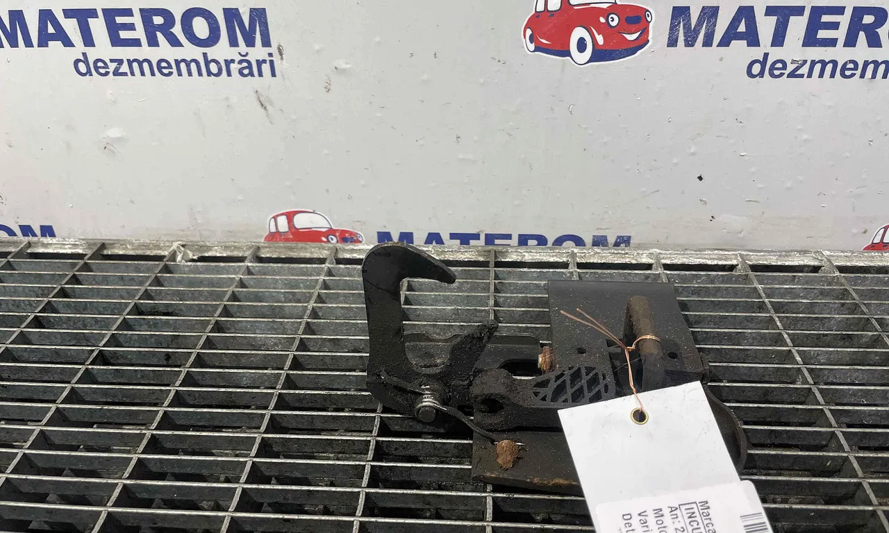 INCUIETOARE CAPOTA FATA VOLKSWAGEN PASSAT CC B7 2011-2017