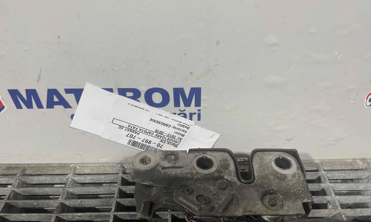 INCUIETOARE CAPOTA FATA VOLKSWAGEN PASSAT CC B7 2011-2017