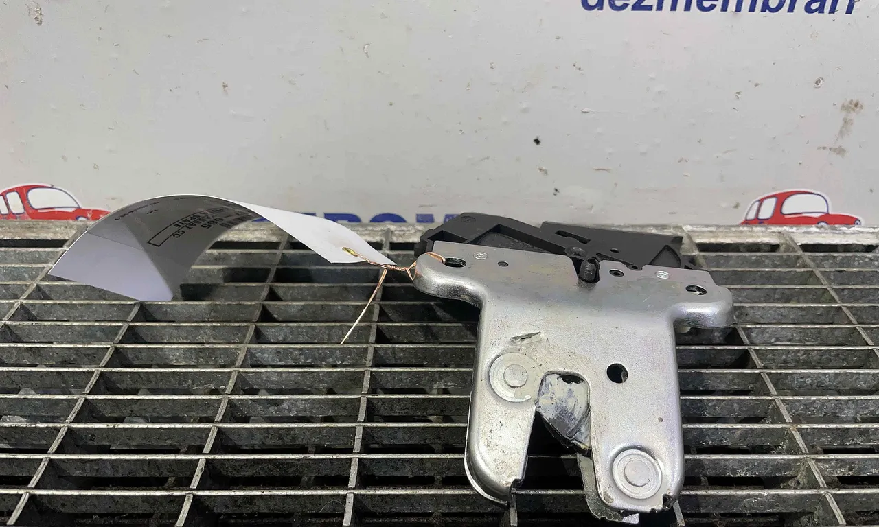 INCUIETOARE CAPOTA SPATE VOLKSWAGEN PASSAT CC B7 2011-2017
