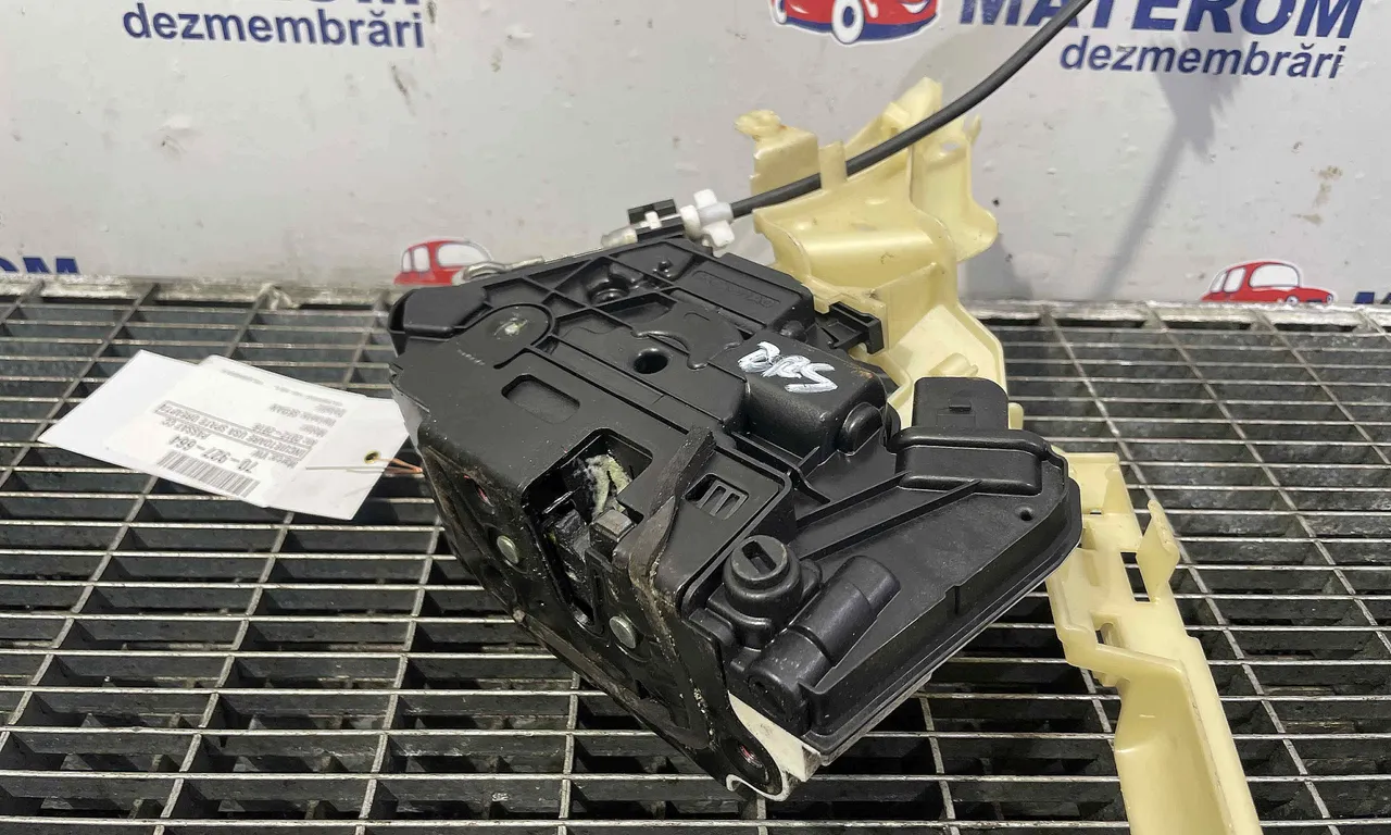 INCUIETOARE USA SPATE DREAPTA VOLKSWAGEN PASSAT CC B7 2011-2017