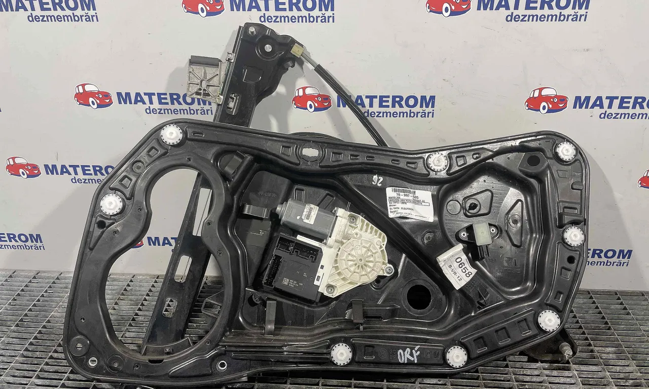 MACARA USA FATA DREAPTA VOLKSWAGEN PASSAT CC B7 2011-2017