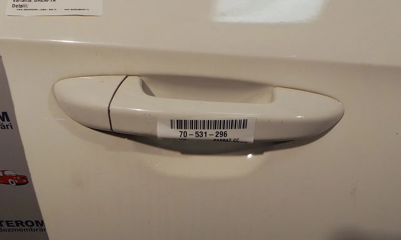 MANER USA FATA DREAPTA VOLKSWAGEN PASSAT CC B7 2011-2017