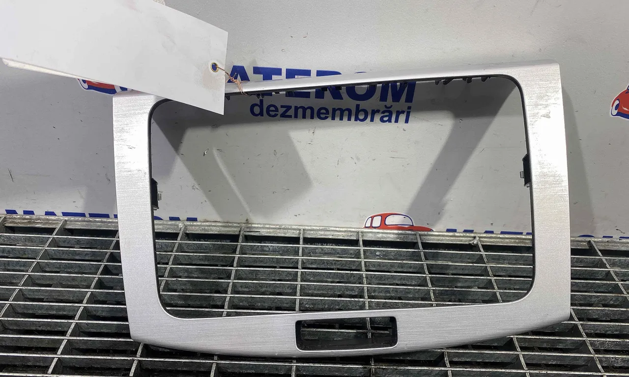 ORNAMENT BORD VOLKSWAGEN PASSAT CC B7 2011-2017