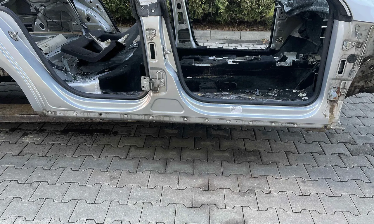 PRAG DREAPTA VOLKSWAGEN PASSAT CC B7 2011-2017