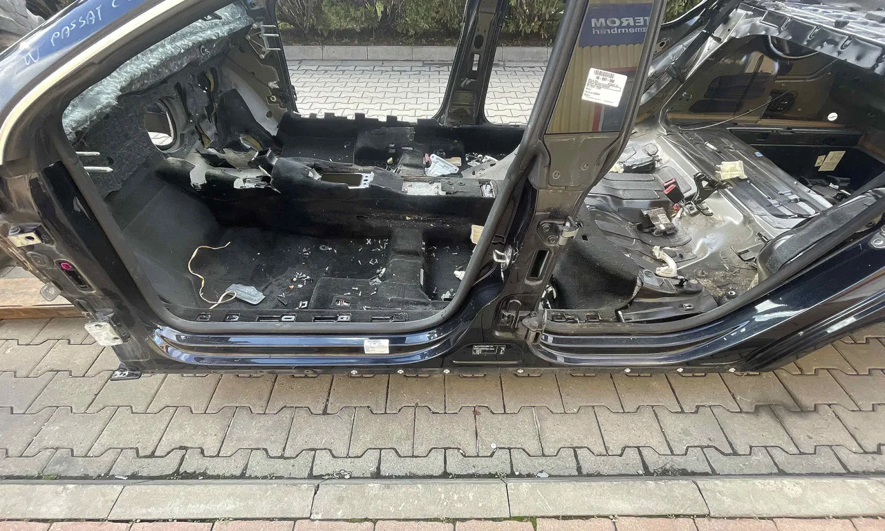 PRAG STANGA VOLKSWAGEN PASSAT CC B7 2011-2017