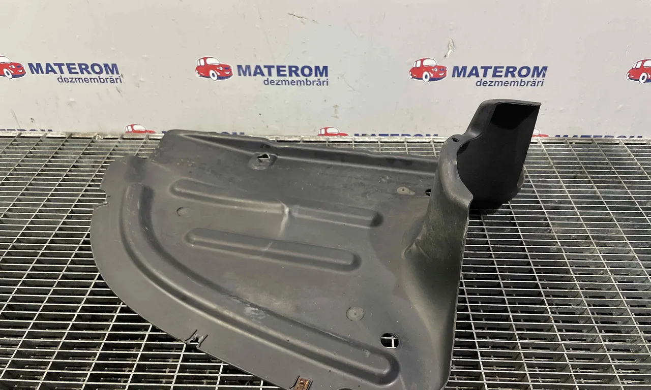 SCUT SUB MASINA VOLKSWAGEN PASSAT CC B7 2011-2017