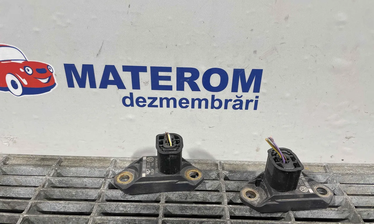SENZOR IMPACT VOLKSWAGEN PASSAT CC B7 2011-2017