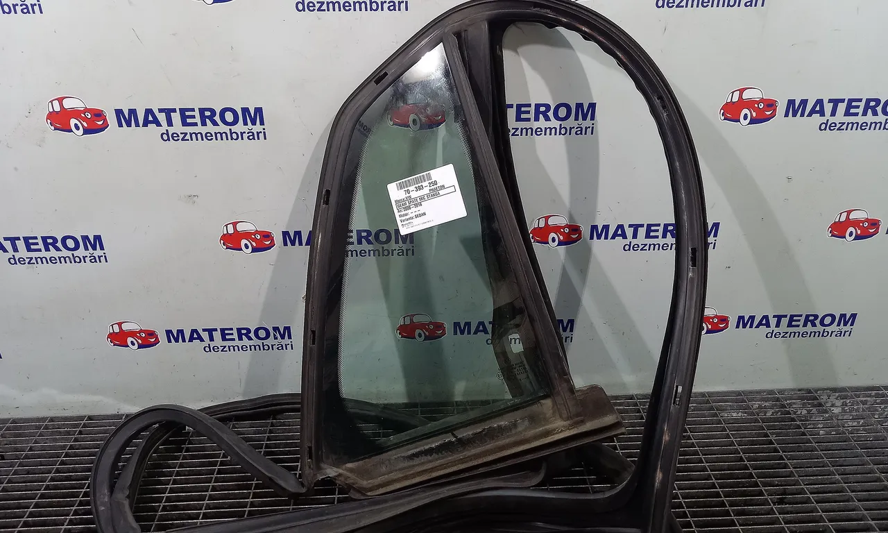 GEAM SPATE MIC STANGA VOLKSWAGEN PHAETON 2002-2016