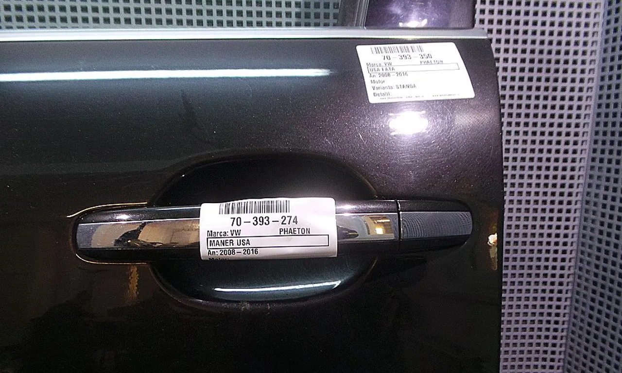 MANER USA FATA STANGA VOLKSWAGEN PHAETON 2002-2016