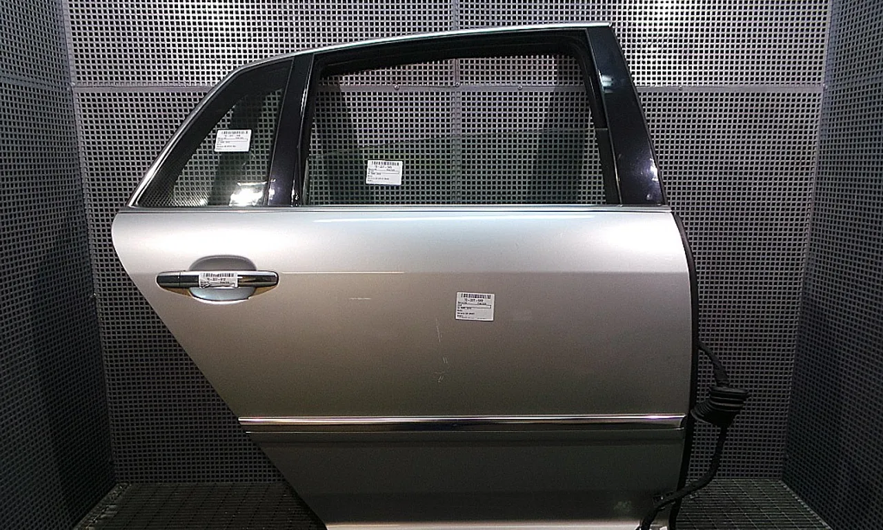 USA SPATE DREAPTA VOLKSWAGEN PHAETON 2002-2016