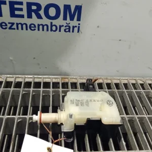 MOTORAS USITA REZERVOR