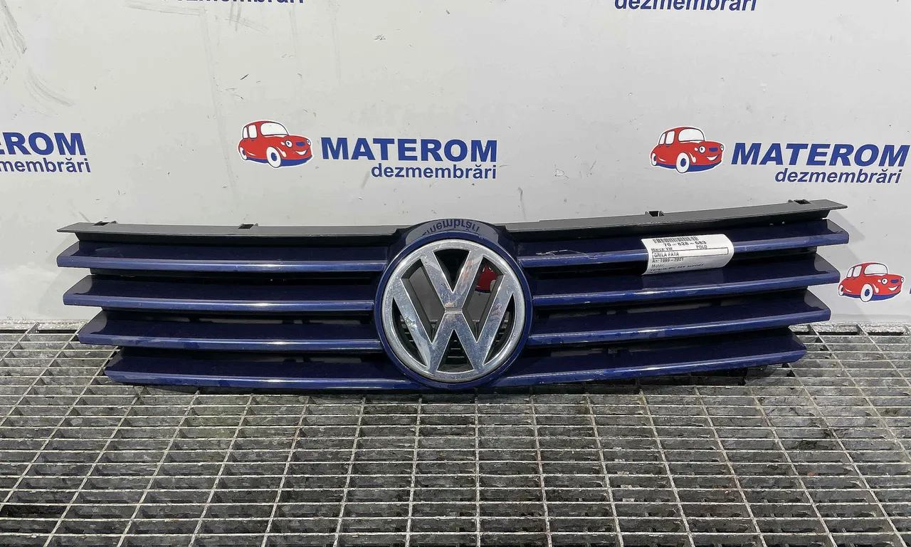 GRILA FATA VOLKSWAGEN POLO 1999-2001
