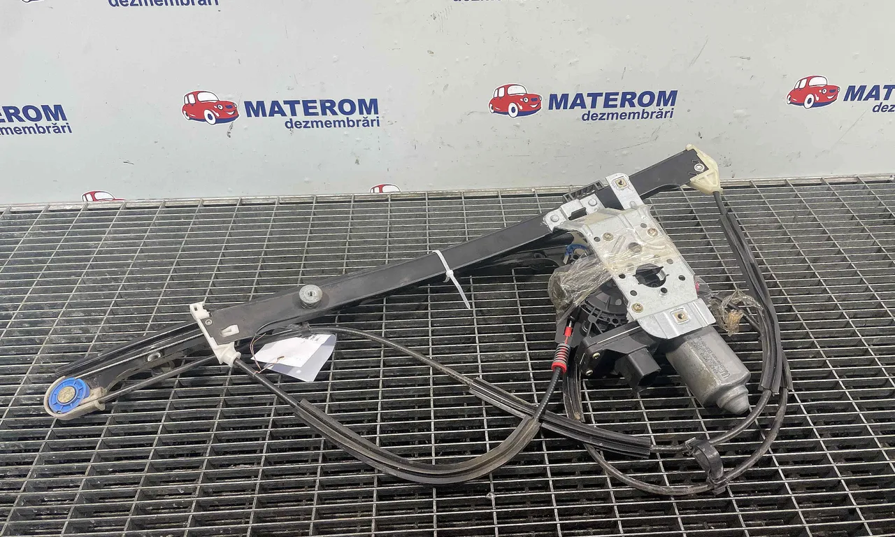 MACARA USA FATA DREAPTA VOLKSWAGEN POLO 1999-2001