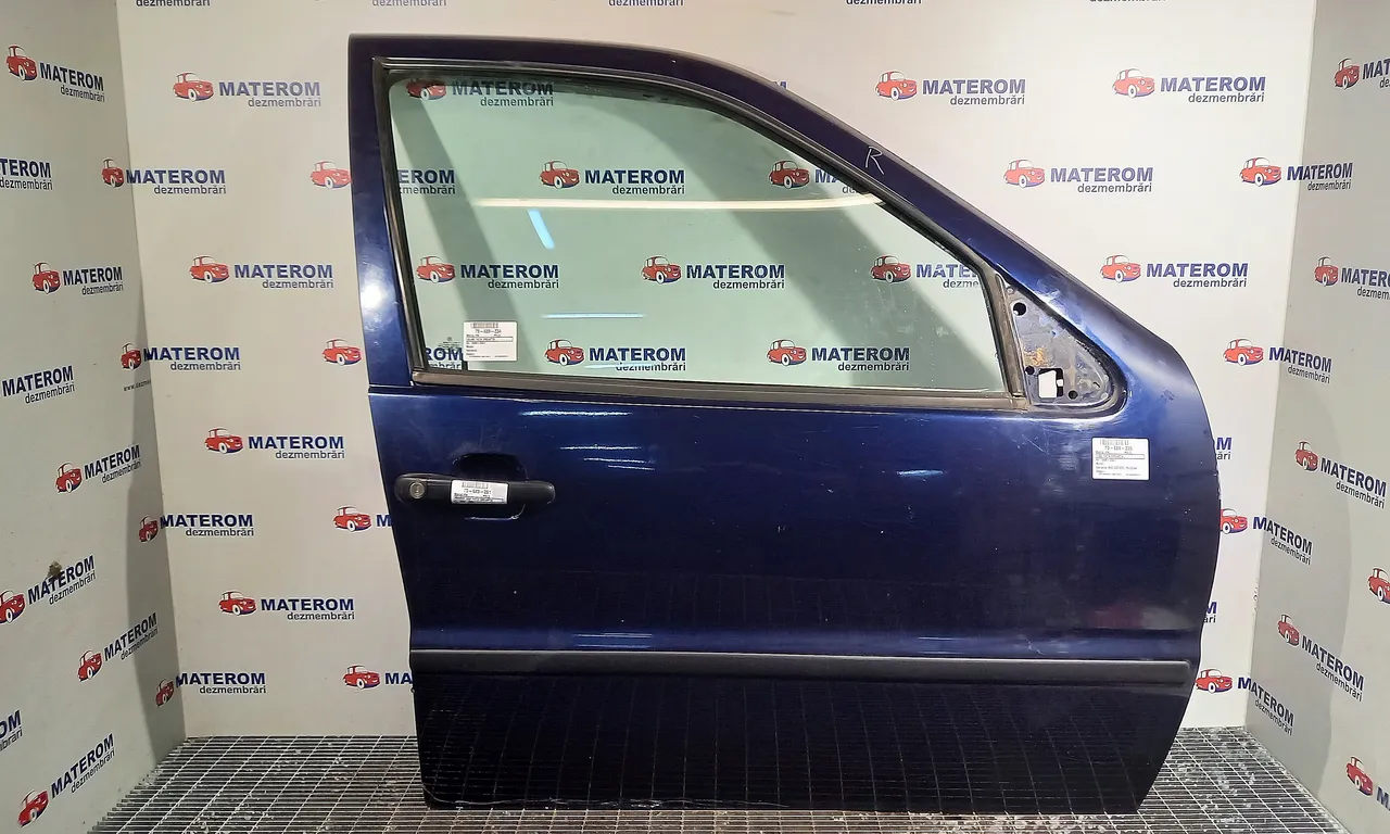 USA FATA DREAPTA VOLKSWAGEN POLO 1999-2001