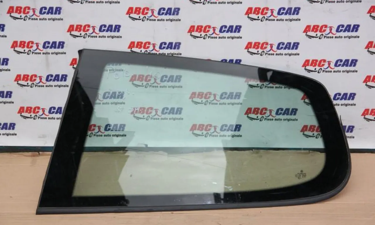 Geam fix stanga spate VOLKSWAGEN POLO IV 2002-null