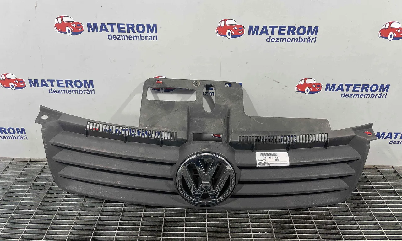 GRILA FATA VOLKSWAGEN POLO IV 2002-2005