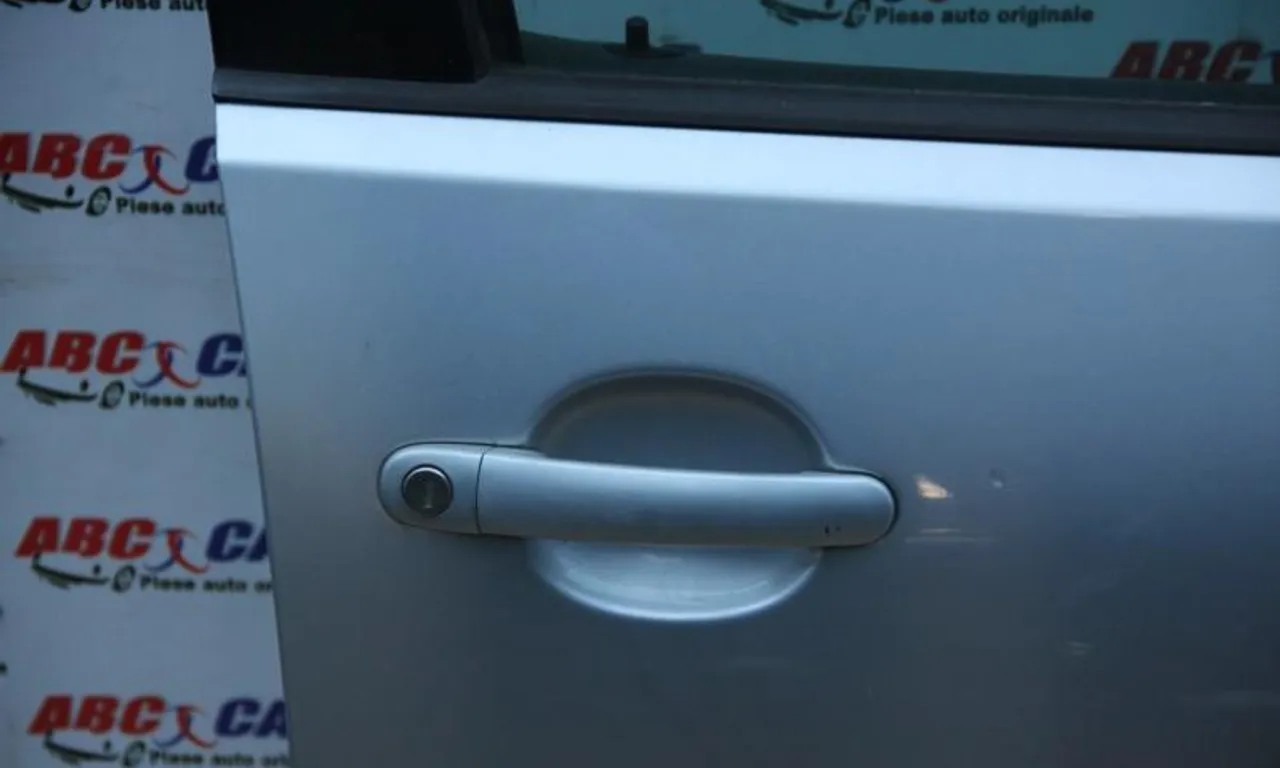 Maner exterior usa dreapta fata VOLKSWAGEN POLO IV 2002-null