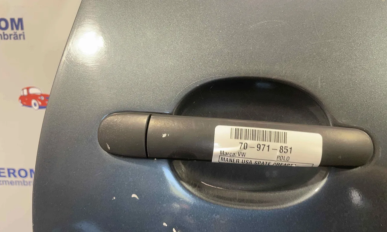 MANER USA SPATE DREAPTA VOLKSWAGEN POLO IV 2002-2005