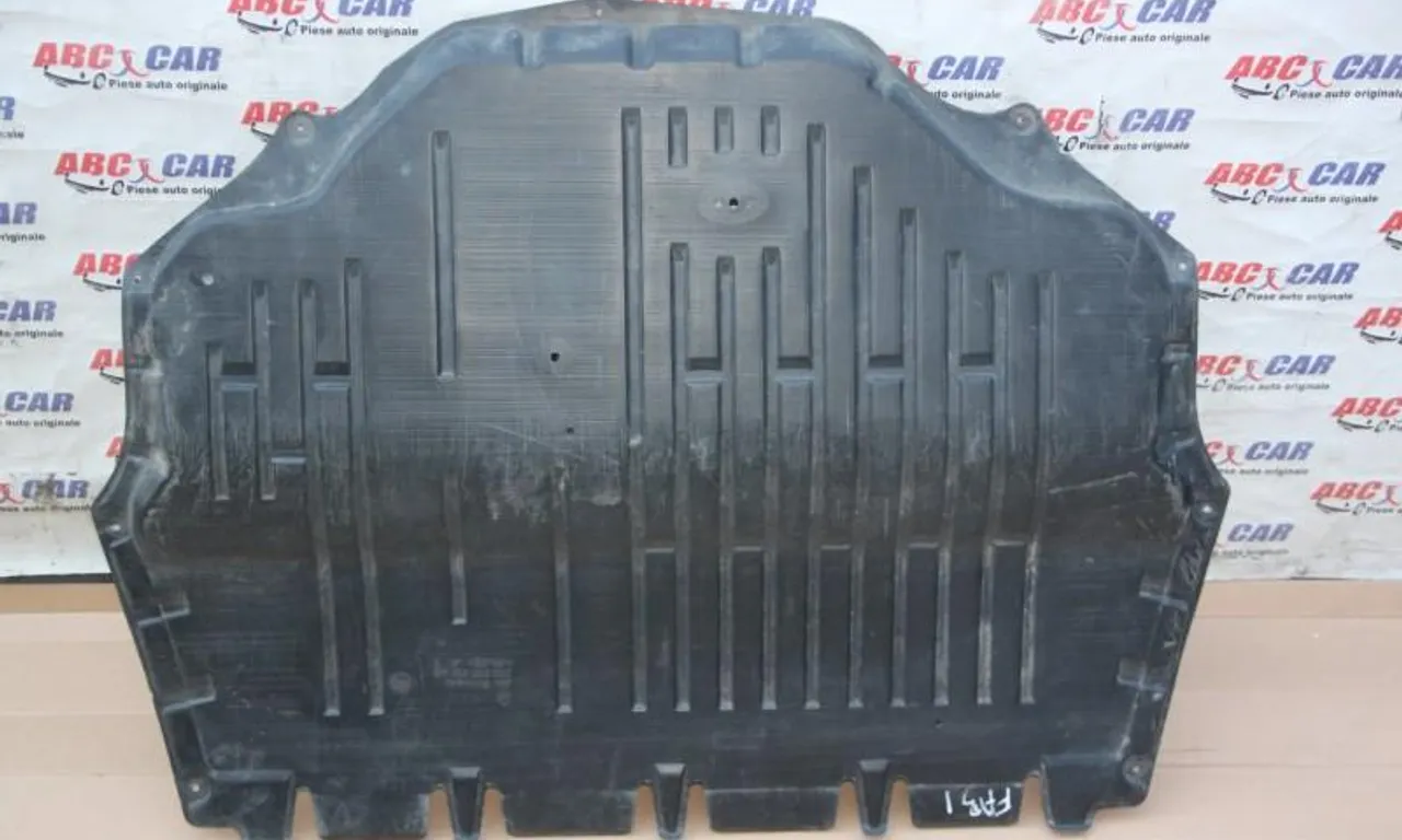 Scut motor VOLKSWAGEN POLO IV 2002-null