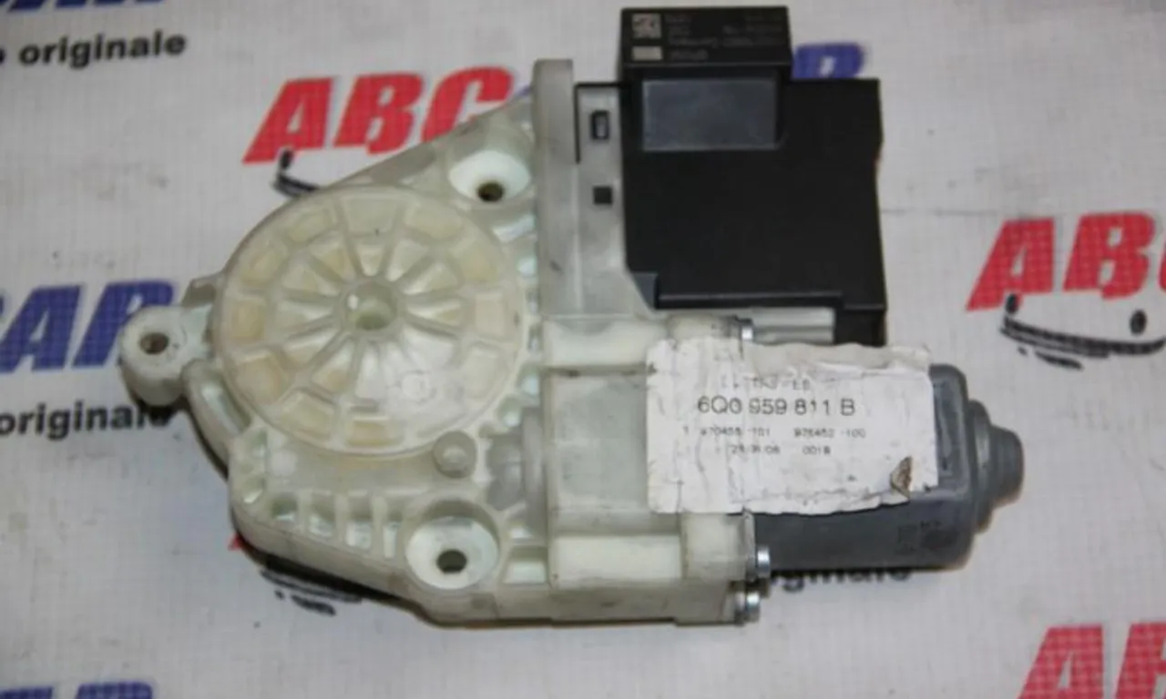 Motoras macara usa stanga spate VOLKSWAGEN POLO IV 2002-null