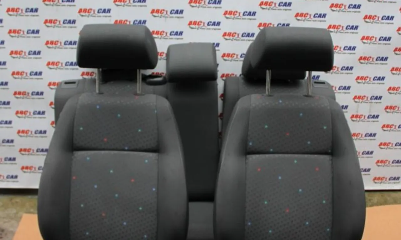 Interior textil VOLKSWAGEN POLO IV 2002-null