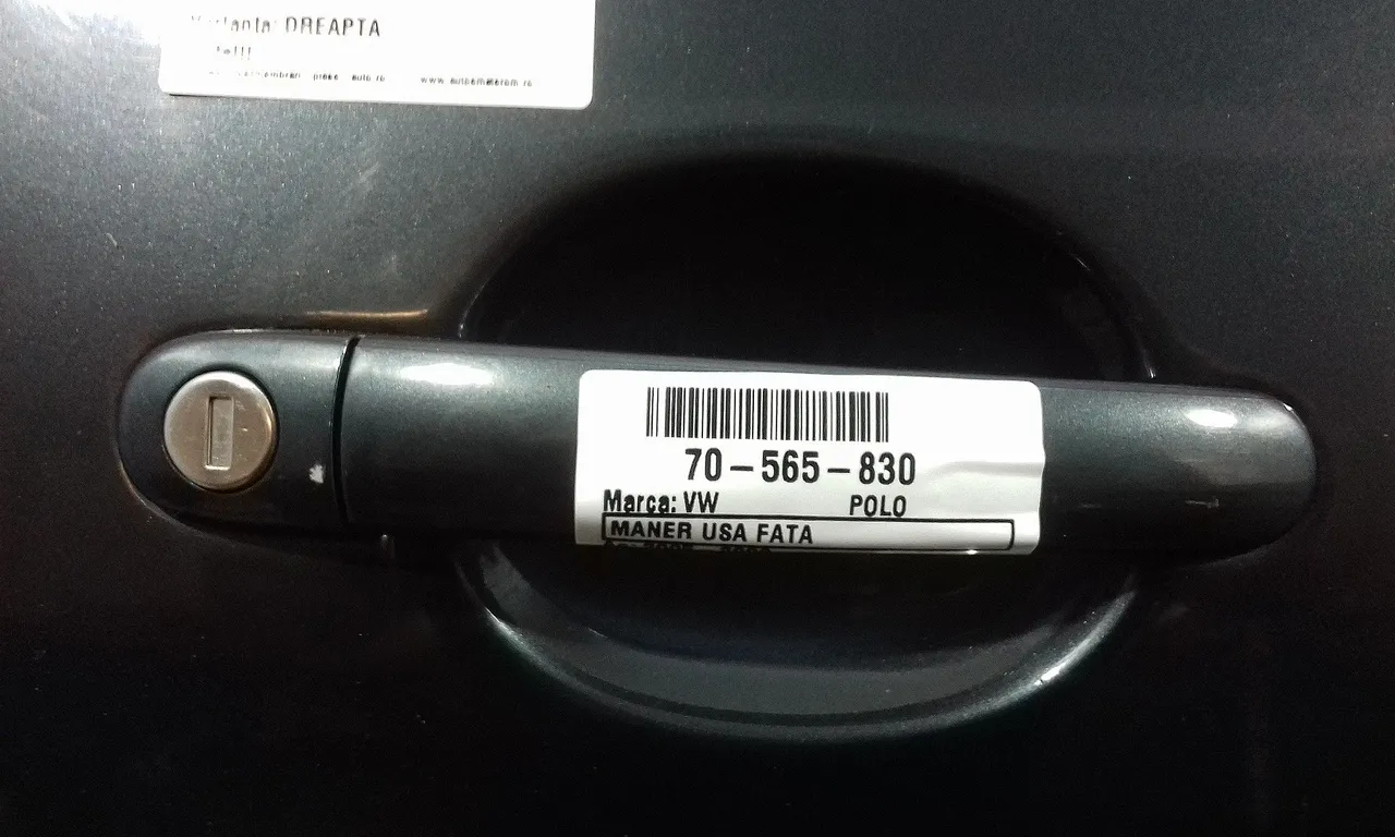 MANER USA FATA DREAPTA VOLKSWAGEN POLO IV 2001-2014