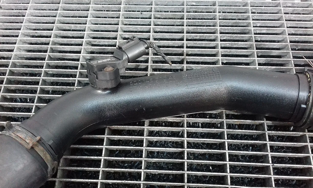 TEAVA INTERCOOLER VOLKSWAGEN POLO IV 2001-2014