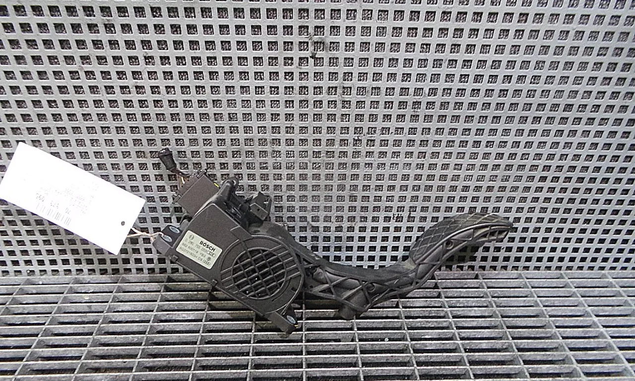 PEDALA ACCELERATIE VOLKSWAGEN POLO IV 2001-2014