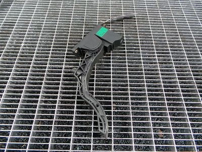 PEDALA ACCELERATIE VOLKSWAGEN POLO IV 1.4 INJ 16V 2001-2014 oe 6Q2721503G, vedere frontata