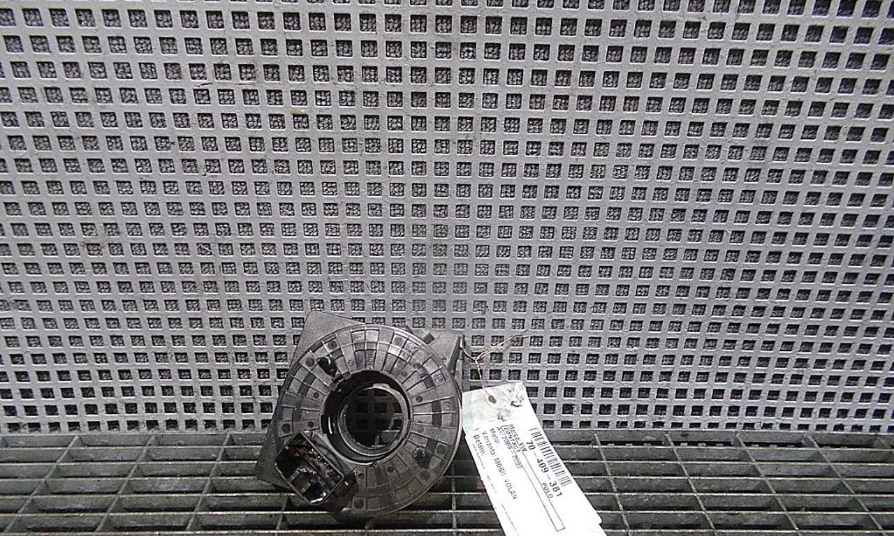 CONTACT MOBIL VOLAN VOLKSWAGEN POLO IV 2002-2010