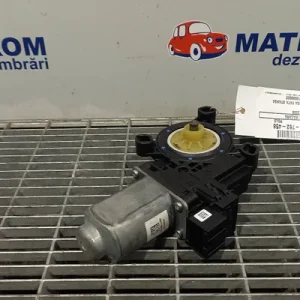 MOTORAS MACARA