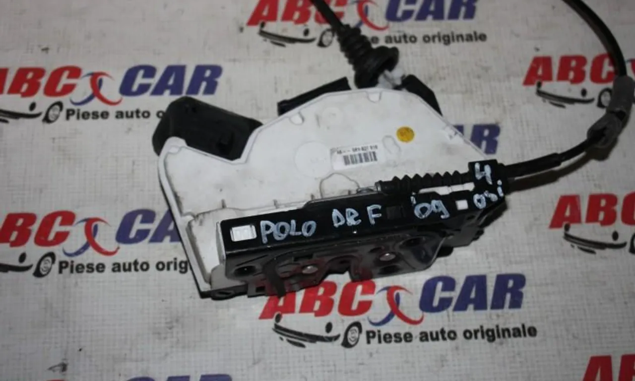Broasca usa dreapta fata VOLKSWAGEN POLO V 2009-2017